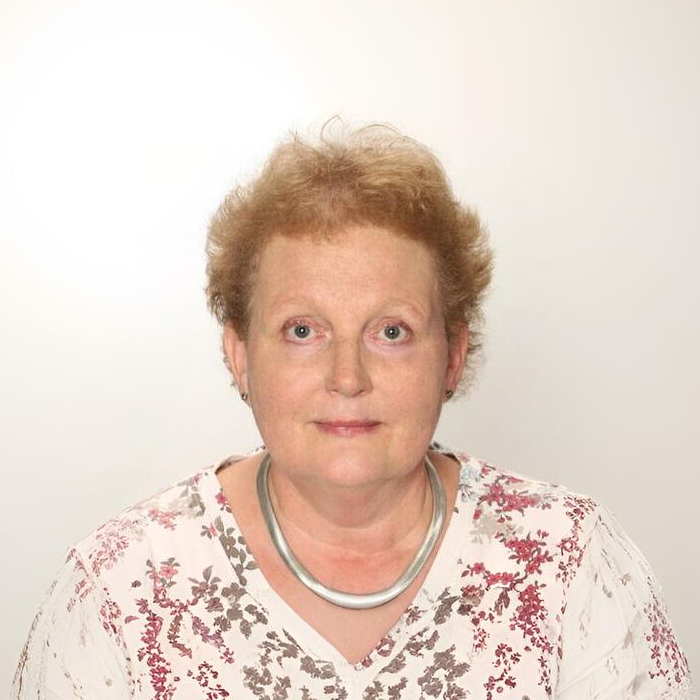 Dr. med. Angela Kloppenborg 